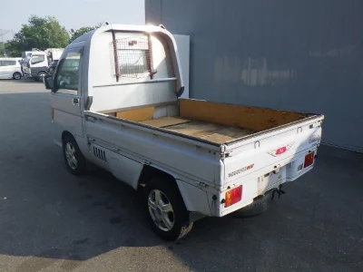 DAIHATSU HIJET TRUCK