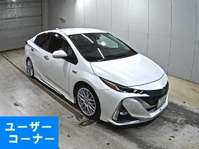 TOYOTA PRIUS PHV