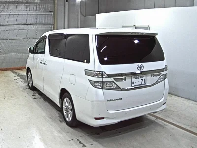 TOYOTA VELLFIRE