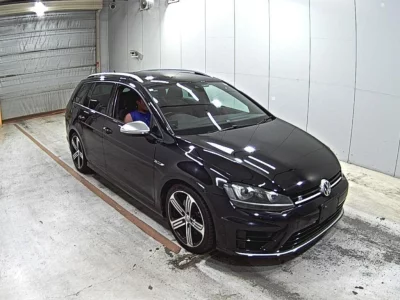 VOLKSWAGEN GOLF R VALIANT