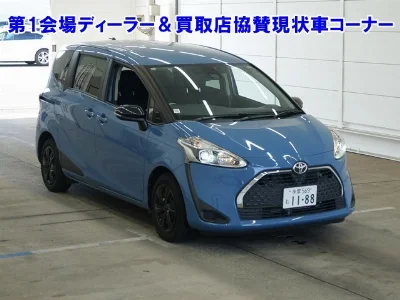 TOYOTA SIENTA
