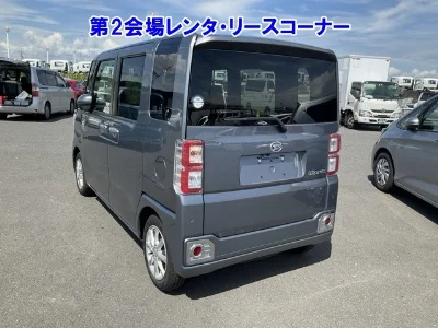 DAIHATSU WAKE