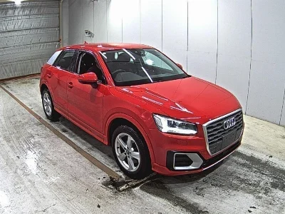 AUDI Q2