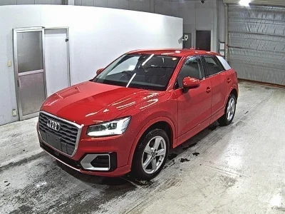 AUDI Q2
