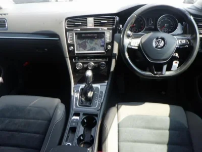 VOLKSWAGEN GOLF VARIANT
