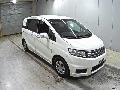 HONDA FREED SPIKE