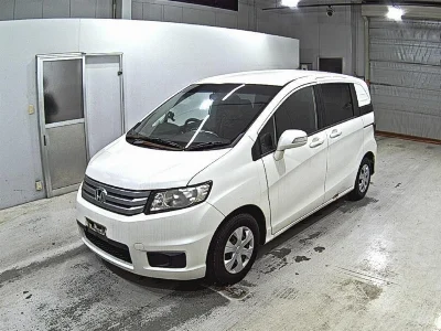 HONDA FREED SPIKE