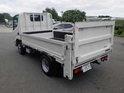 TOYOTA DYNA