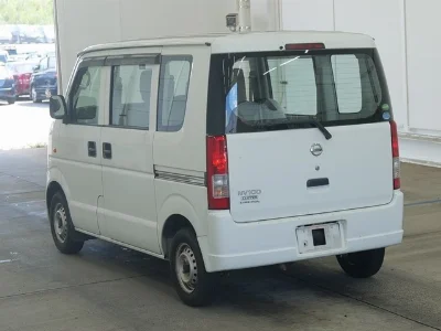 NISSAN CLIPPER VAN