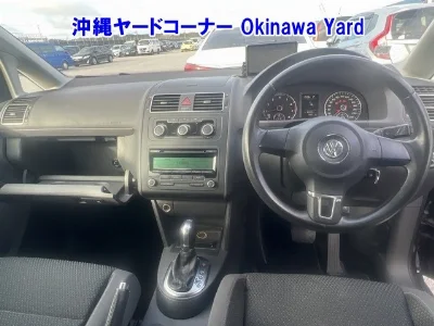 VOLKSWAGEN GOLF TOURAN