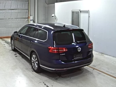 VOLKSWAGEN PASSAT VARIANT