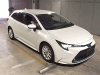 Цена авто Toyota Corolla с аукционов Японии, номер кузова ZWE211W, пробег 128 000, оценка 8