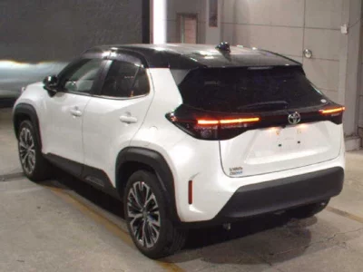 TOYOTA YARIS CROSS