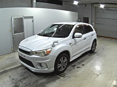 MITSUBISHI RVR