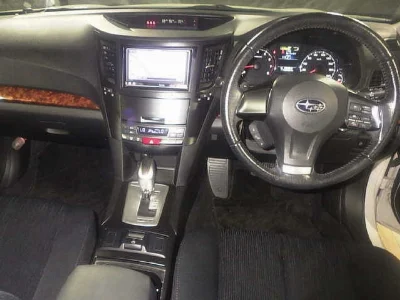 SUBARU LEGACY