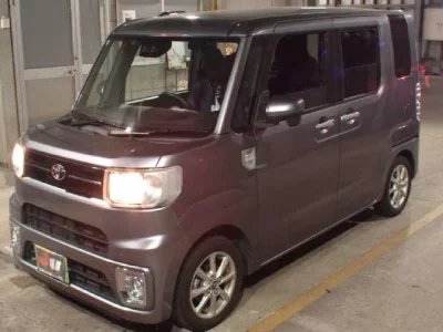 TOYOTA PIXIS MEGA