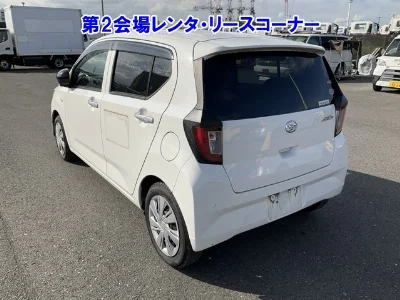 Daihatsu MIRA E S