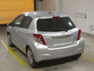 TOYOTA VITZ