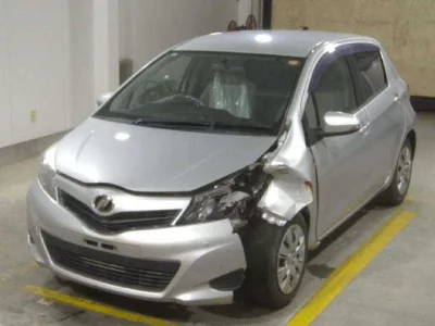 TOYOTA VITZ