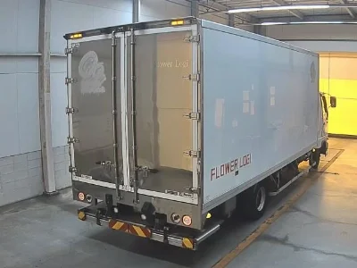 MITSUBISHI FUSO FIGHTER