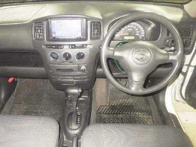 TOYOTA SUCCEED