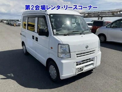 NISSAN CLIPPER VAN