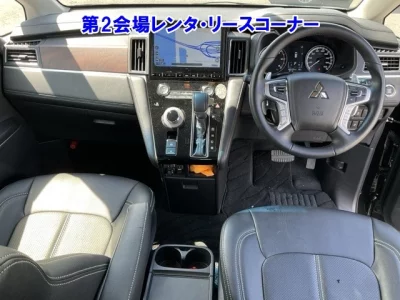 MITSUBISHI DELICA D5