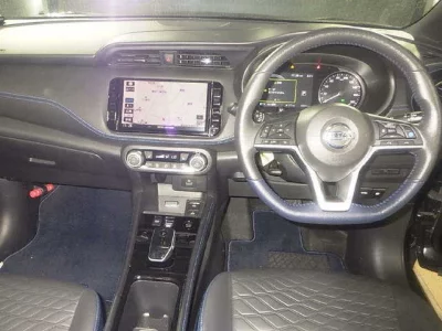 NISSAN KICKS