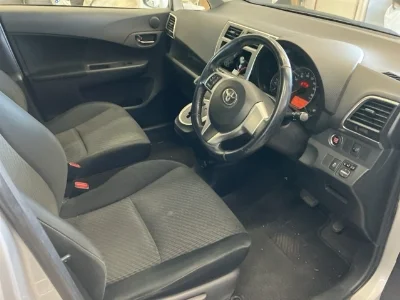 TOYOTA RACTIS