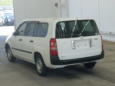 TOYOTA SUCCEED