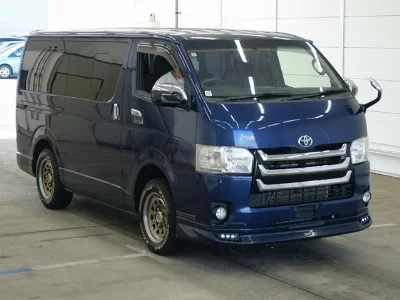 TOYOTA REGIUS ACE VAN