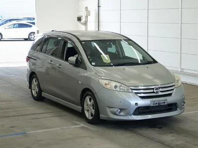 NISSAN LAFESTA