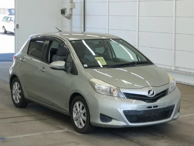 TOYOTA VITZ