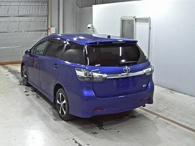 TOYOTA WISH