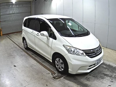 HONDA FREED