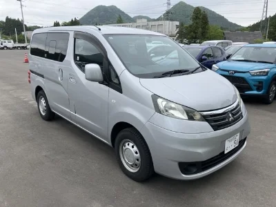 Mitsubishi DELICA D3
