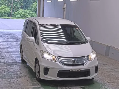 HONDA FREED