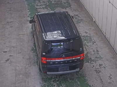 MITSUBISHI DELICA D5