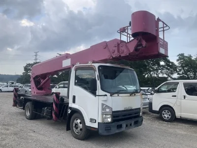 ISUZU ELF