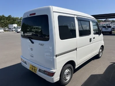 DAIHATSU HIJET VAN