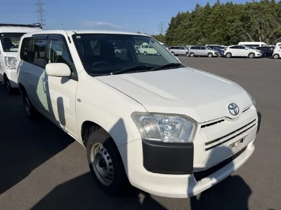 TOYOTA SUCCEED