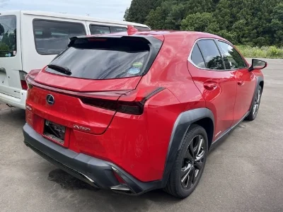 LEXUS UX