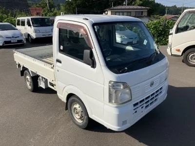 NISSAN CLIPPER TRUCK