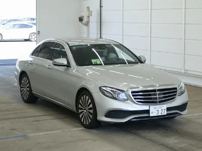 MERCEDES BENZ E CLASS