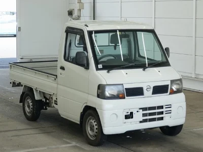 NISSAN CLIPPER TRUCK