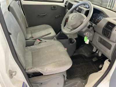 NISSAN CLIPPER TRUCK