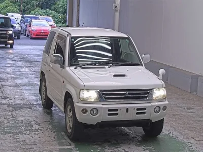 MITSUBISHI PAJERO MINI
