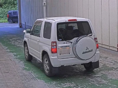MITSUBISHI PAJERO MINI