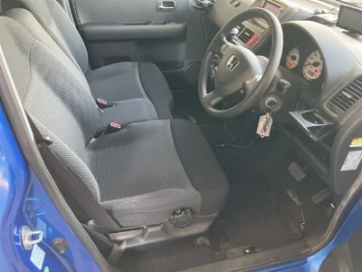 HONDA MOBILIO SPIKE