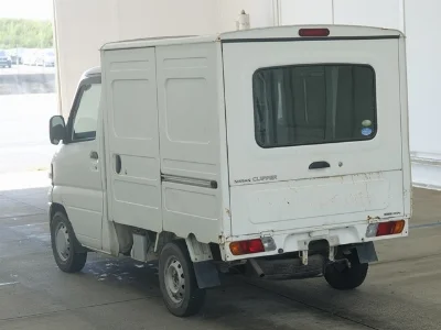 NISSAN CLIPPER TRUCK